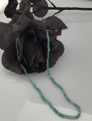 Apatit Kette mit Magnet Verschluß