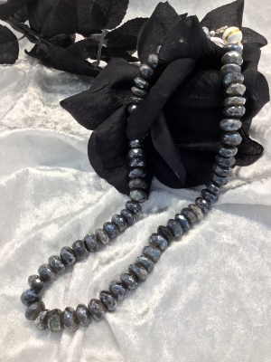 Labradorit fac. Button Kette