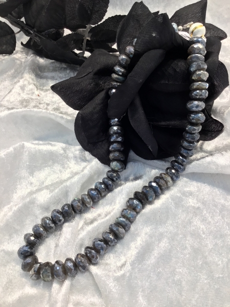 Labradorit fac. Button Kette