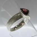 Silber Ring Granat Gr.58